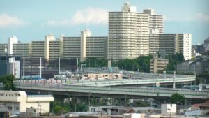 Banlieue de'immeubles en betons au japon