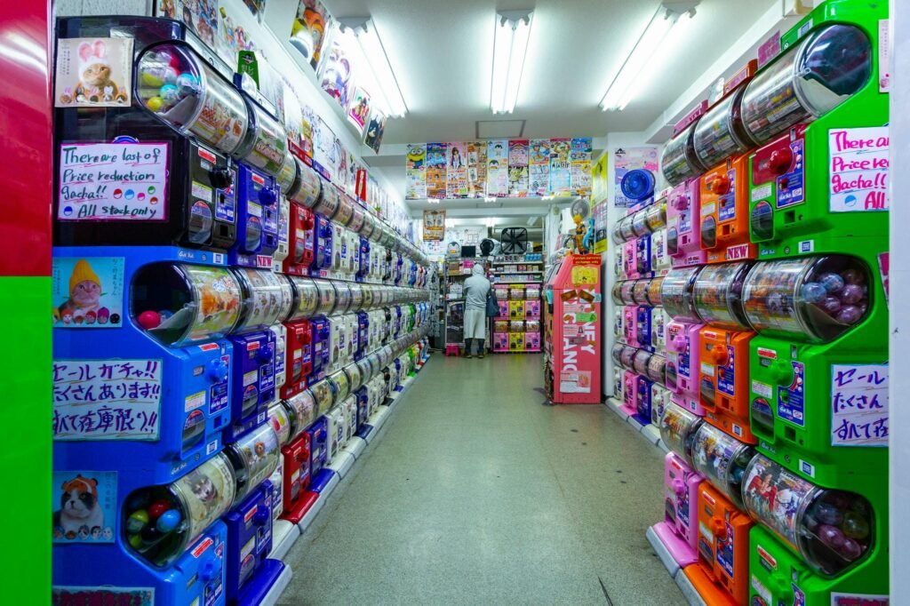 gatchapon machine in japan